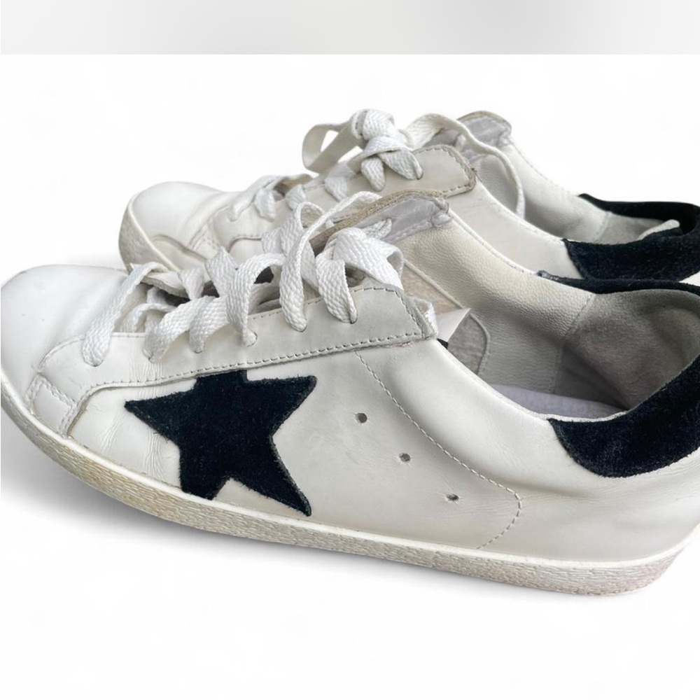 Golden Goose - Picture 3 of 11